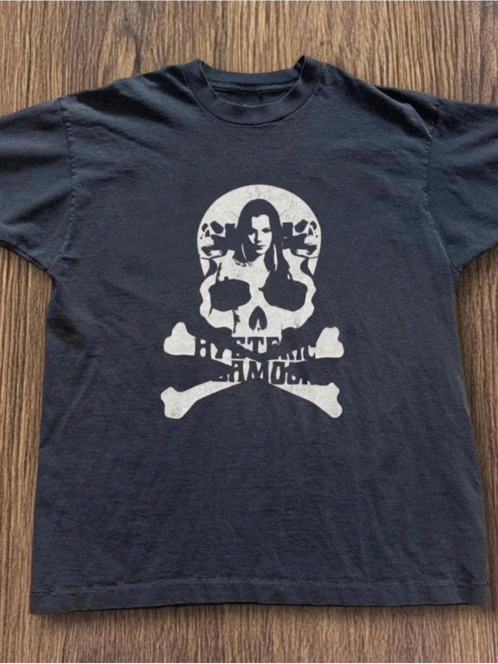 Black Graphic Skull & Crossbones Tee